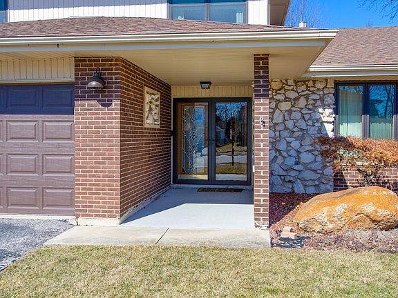 2nd image of 8530 W Sun Valley Dr