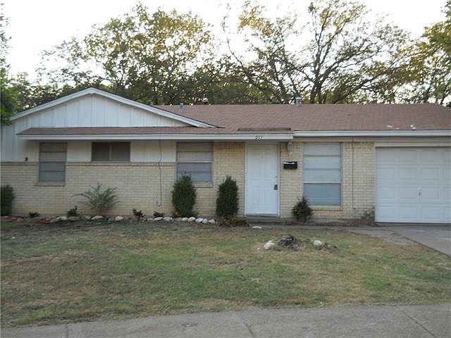 1st image of 911 Wren Cir
