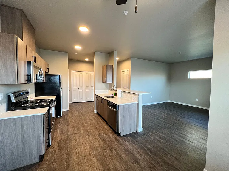 Eagle Pointe Apartments- Resort-Style Living in Albany — Photo 39