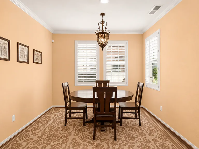 8380 Reagan Gln — Photo 3