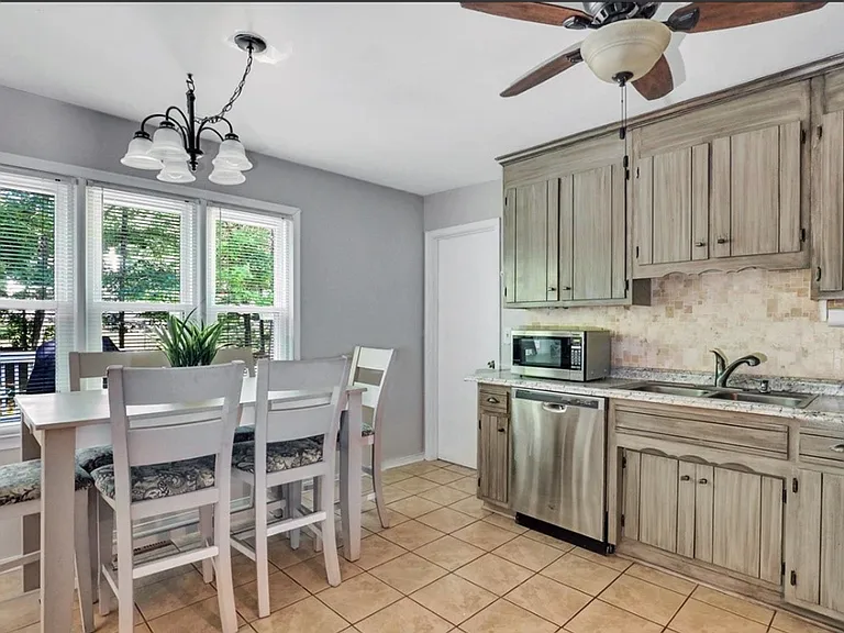 13631 Lucky Debonair Ln — Photo 17