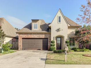 400 Flora Springs Dr, Youngsville, LA 70592