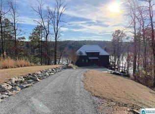 597 Rock Creek Penninsula, Arley, AL 35541