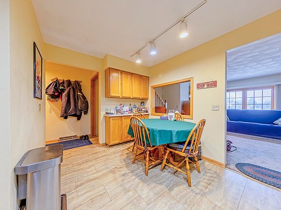 3rd image of 2545 N Lexington Dr