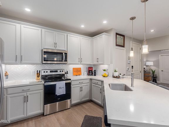 4th image of 2511 W Queen Creek Road #206