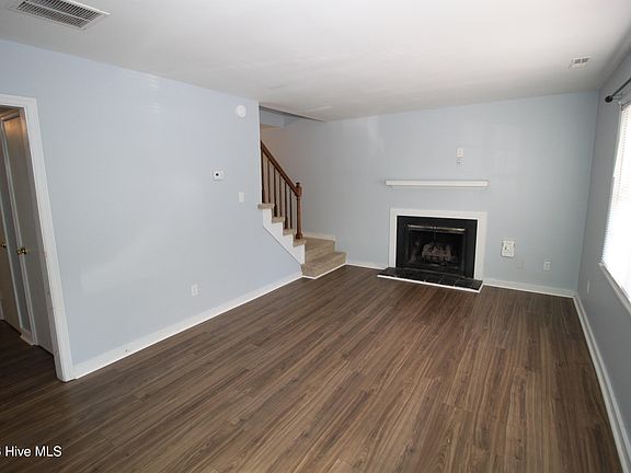 2nd image of 35 Donnell Avenue