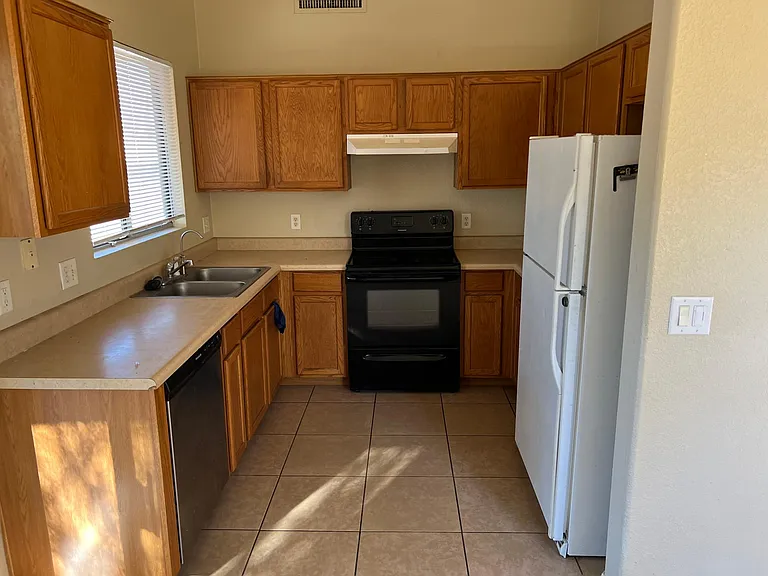 5049 N River Song Ln — Photo 23