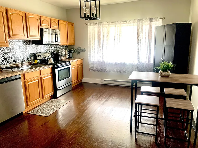 37 Hamilton Ave — Photo 25