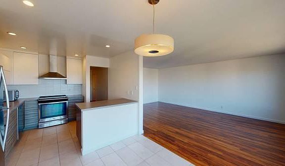 3rd image of 2640 Greenwich St APT 102