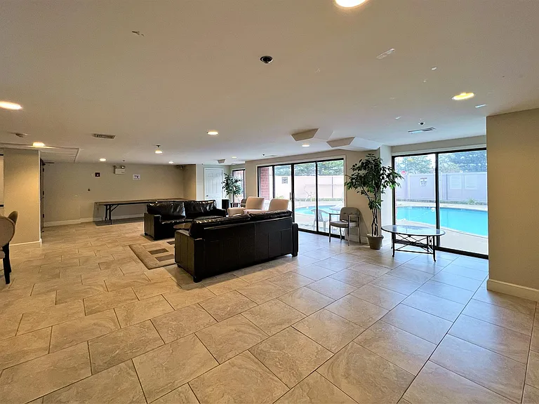 32 Revere Beach Pkwy — Photo 14