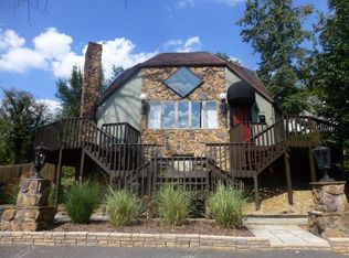 586 W Stone Dr, Kingsport, TN 37660