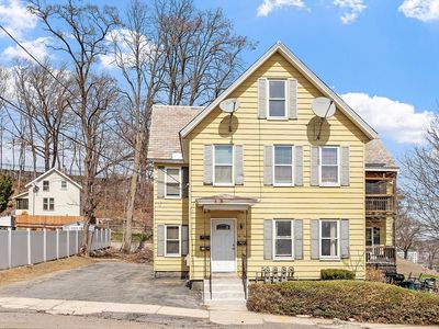 219 Charles St, Fitchburg, MA, 01420