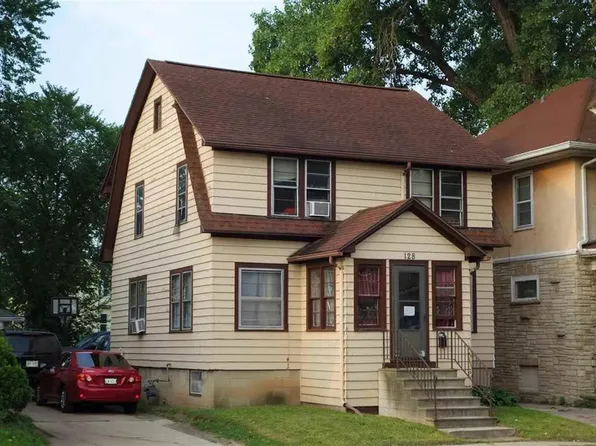 128 E Johnson St, Fond Du Lac, WI 54935