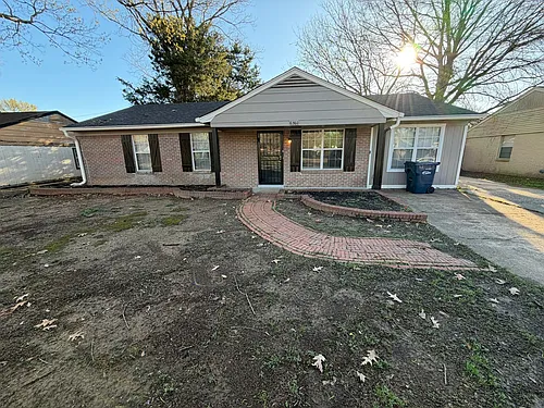 6360 Greenbriar Dr Photo 1