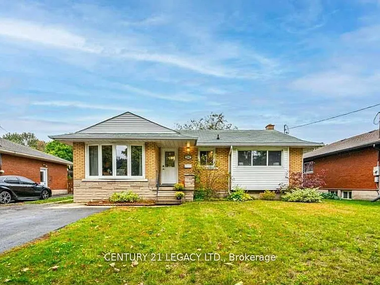 224 River Rd E — Photo 1