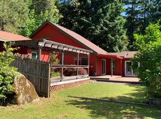 1510 Seely McIntosh Rd, Willow Creek, CA 95573