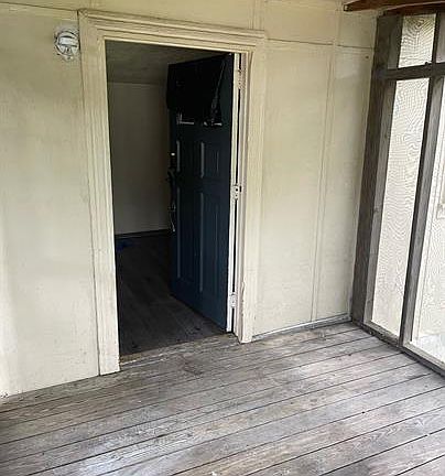 2nd image of 3904 39th Ave N