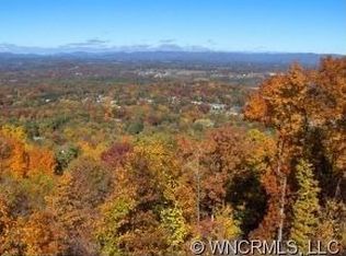 125 Leisure Mountain Rd, Asheville, NC 28804