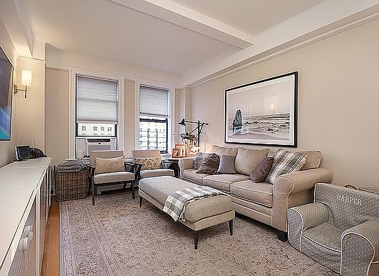 3rd image of 205 W 88th St APT 9C