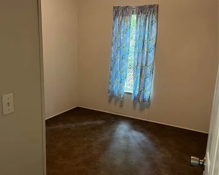 7 Earl Nash Way — Photo 11