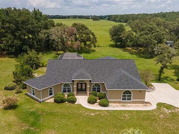 4th image of 21821 SW Chilla Ct