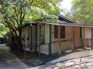 715 Stokes Ln, Gulfport, MS 39501