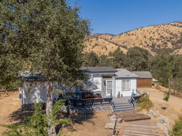 35487 Peck Lane, Squaw Valley, CA 93675