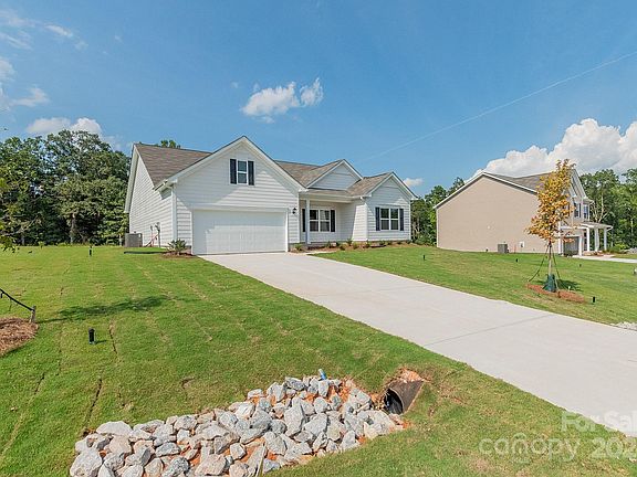 4th image of 7546 Bridle Ct