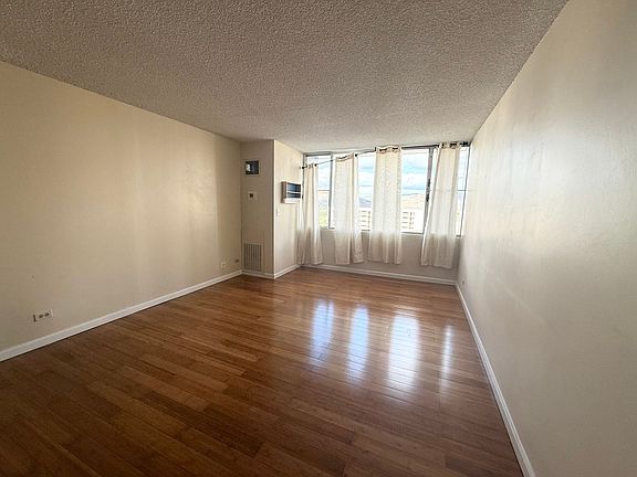 2nd image of 3045 Ala Napuaa Pl APT 407