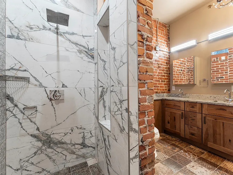 1128 N Grant St #101 — Photo 12