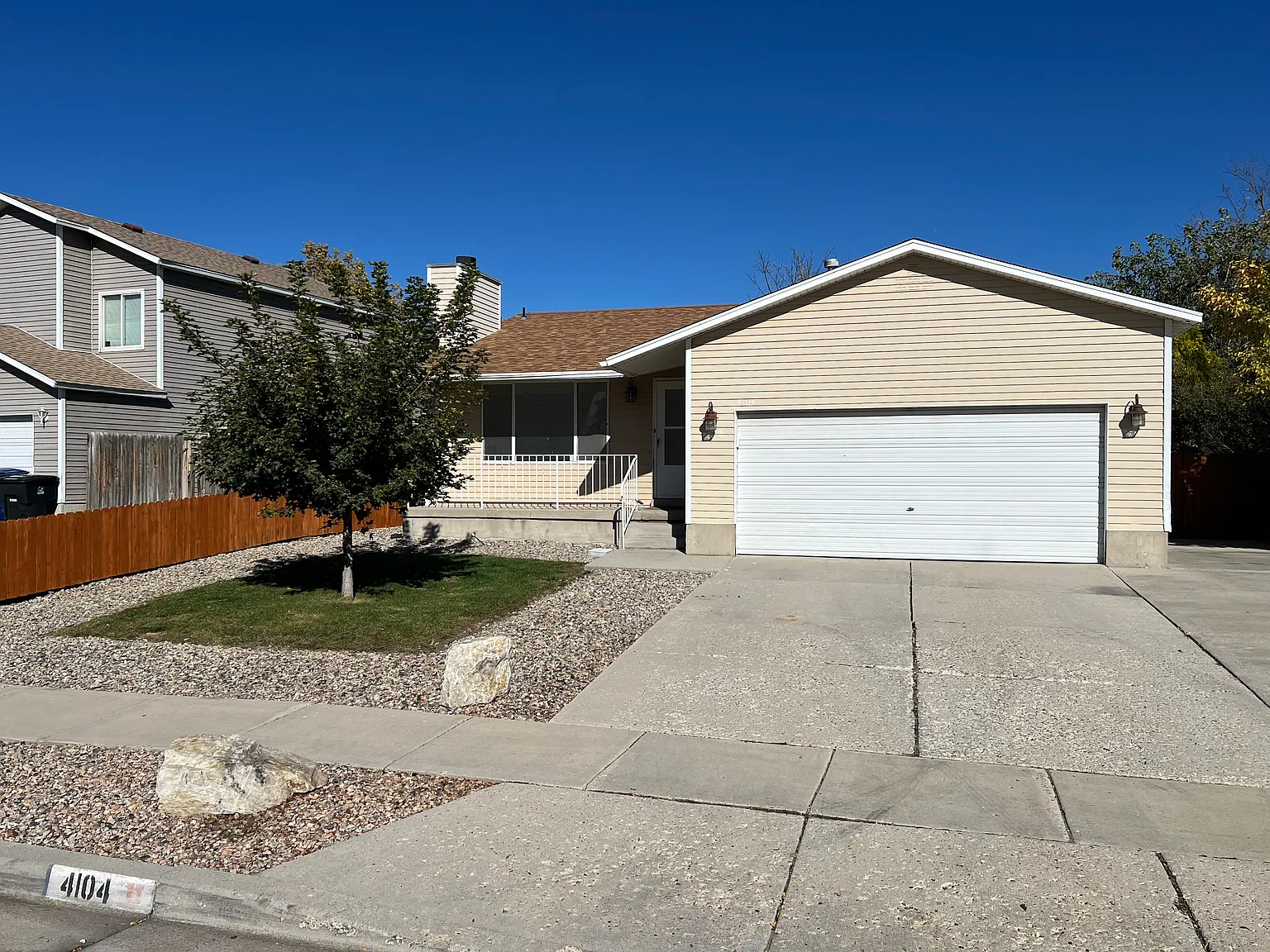 4 bed, 1788 sqft, $3,000 — Photo 2