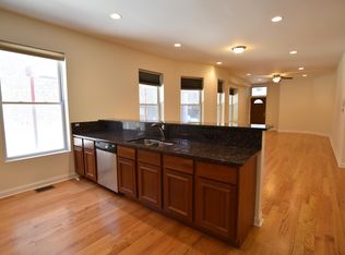 720 W Buckingham Pl #94KP9C4TN, Chicago, IL 60657