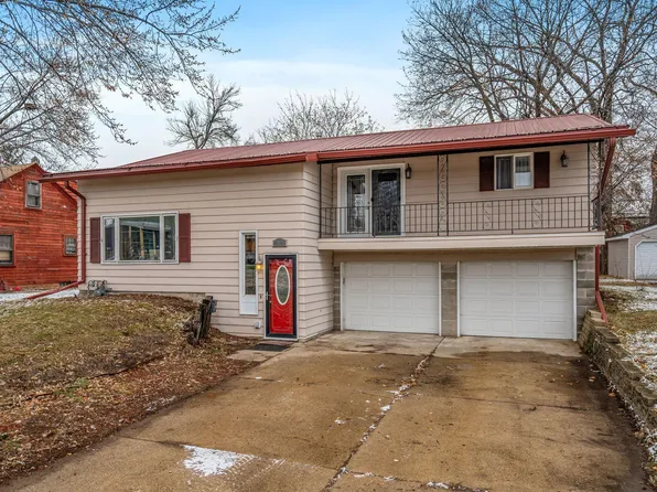 3920 Adair Ave N, Robbinsdale, MN 55422