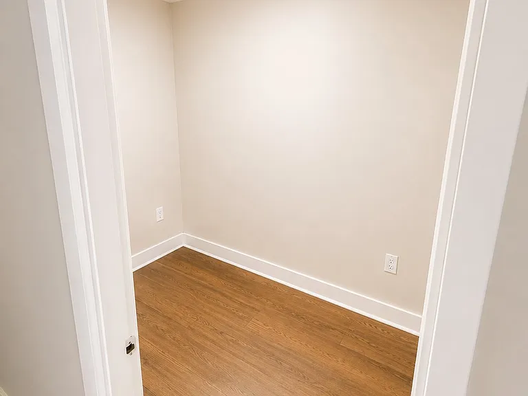 107 Franklin St #2 — Photo 9