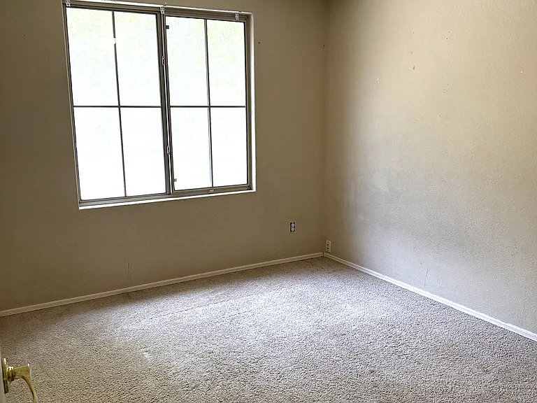 3527 E Bruce Ave — Photo 7