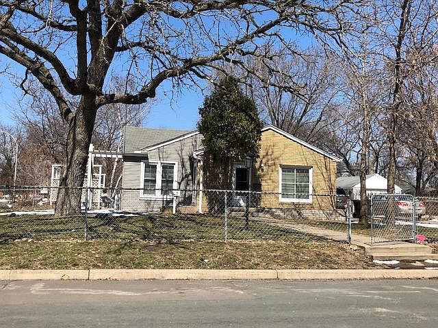 Updated side-by-side duplex on a large corner lot in West Richfield.
