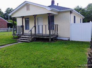2015 N 3rd St, Saint Charles, MO 63301