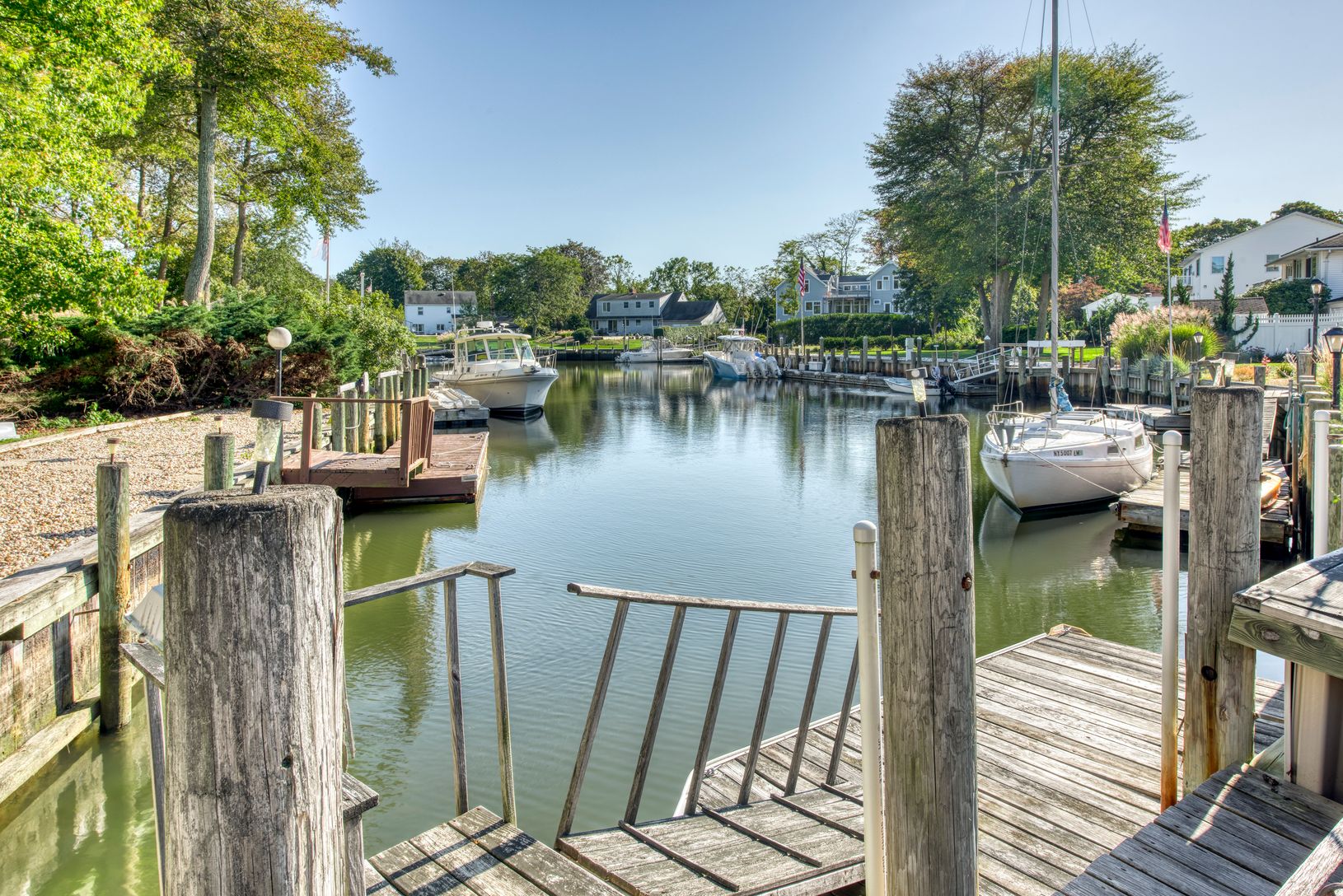  Just a short boat ride to Shelter Island , Sag Harbor and Greenport's Maritime village.