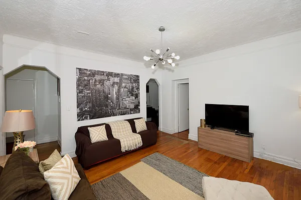 Rented by Corcoran | media 48