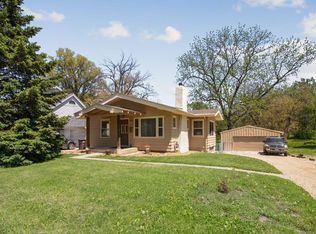 3815 50th St, Des Moines, IA 50310