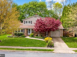 402 W Elmwood Ave, Mechanicsburg, PA 17055