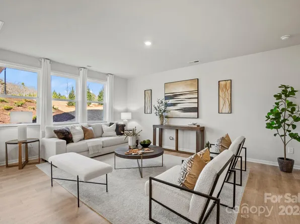 15144 Caspian Way, Charlotte, NC 28278