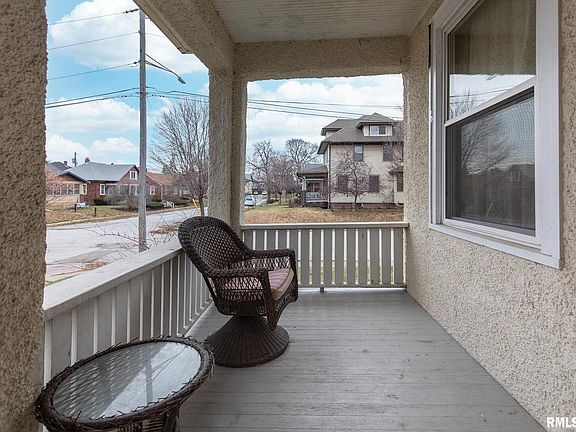 5th image of 2629 Pershing Ave