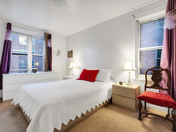 3rd image of 3315 81st St APT 4E