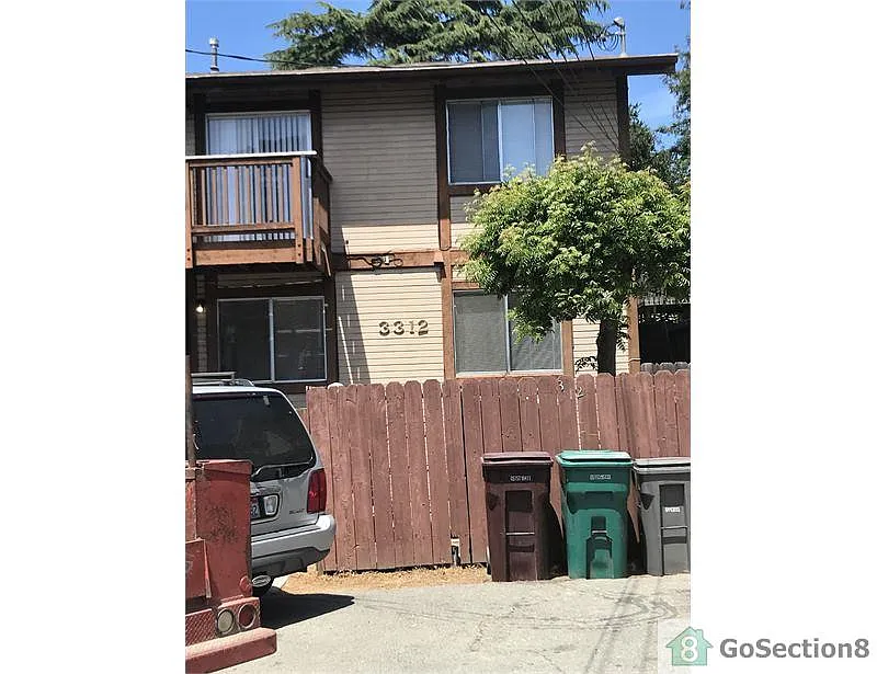 3312 Brookdale Ave photo 1