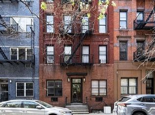 310 E 89th St #D, New York, NY 10128