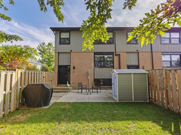 105 Andover Dr #26, London, ON N6J 4B1