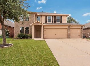 106 Crown Point Ct, Magnolia, TX 77354