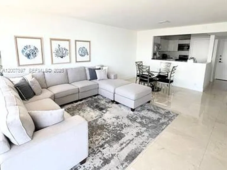 1901 Brickell Ave #B2007 — Photo 13