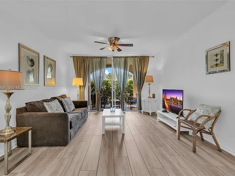 19501 E Country Club Dr #9101 — Photo 3